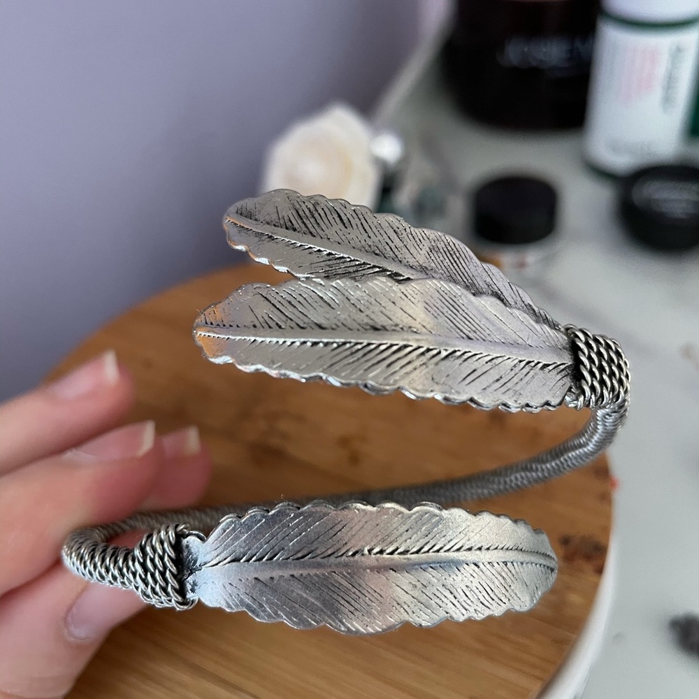 Consignment silver bracelet